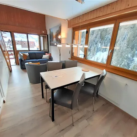 - Studio/mezzanine A 2 Pas Du Telecabine * Zinal